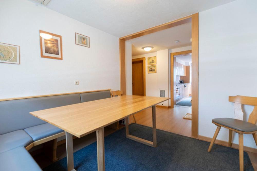 Apart Pirchheim Kappl  Luaran gambar